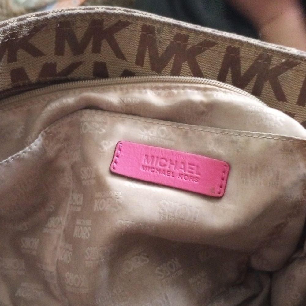 Michael kors purse